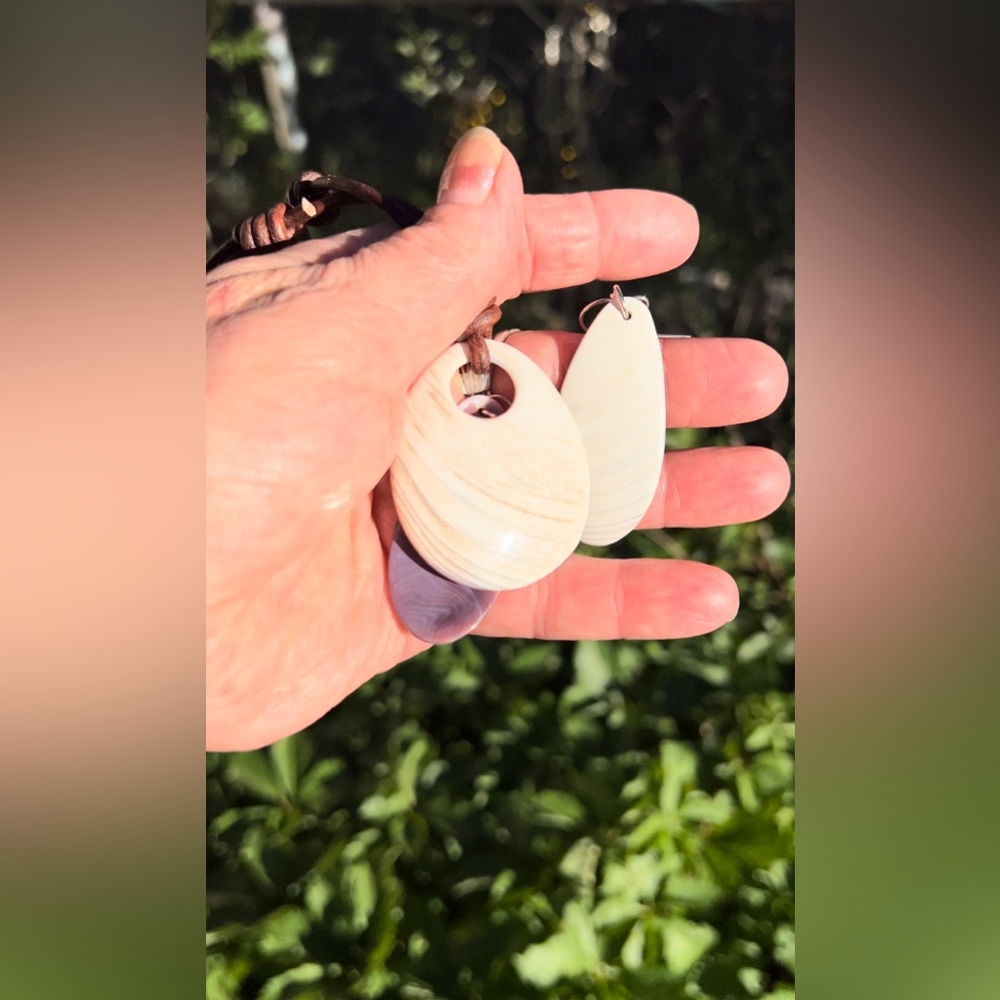 Purple Wampum shell pendant necklace, handmade💜 - Picture 14 of 17